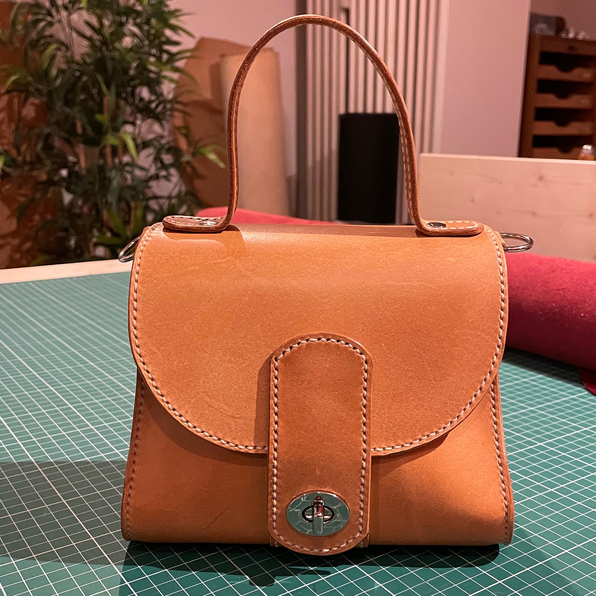 Kleine Damenhandtasche
